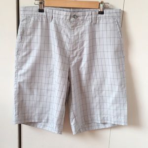 Callaway men’s golf shorts size 34
